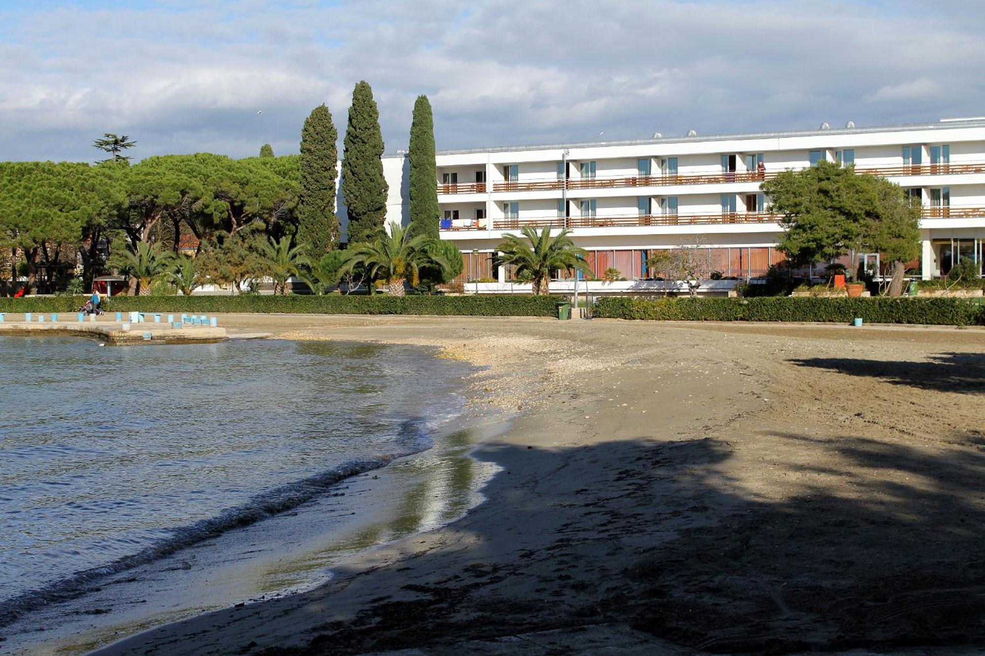 Family Friendly Apartments With A Swimming Pool Zadar - 18098 외부 사진