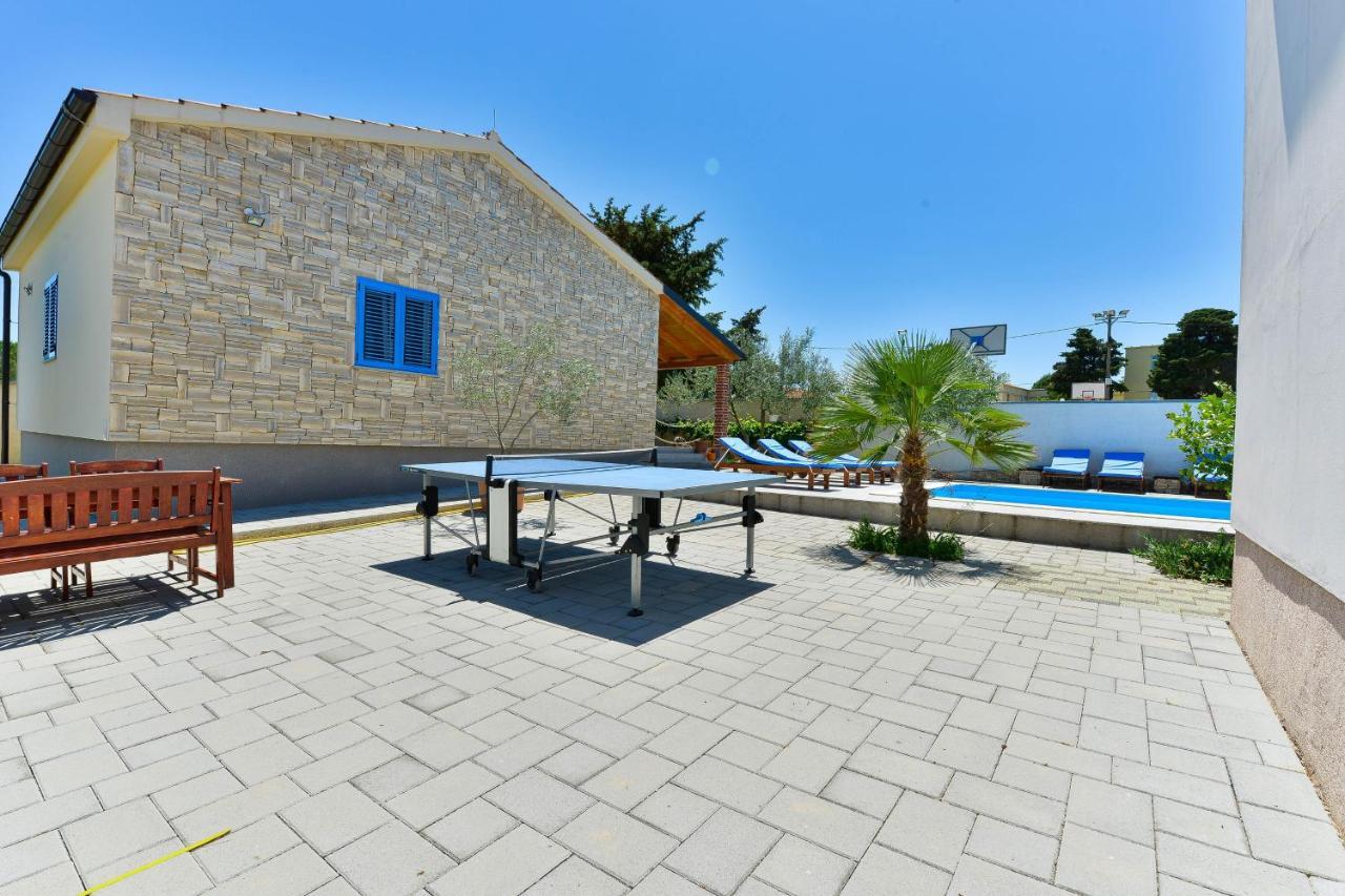 Family Friendly Apartments With A Swimming Pool Zadar - 18098 외부 사진