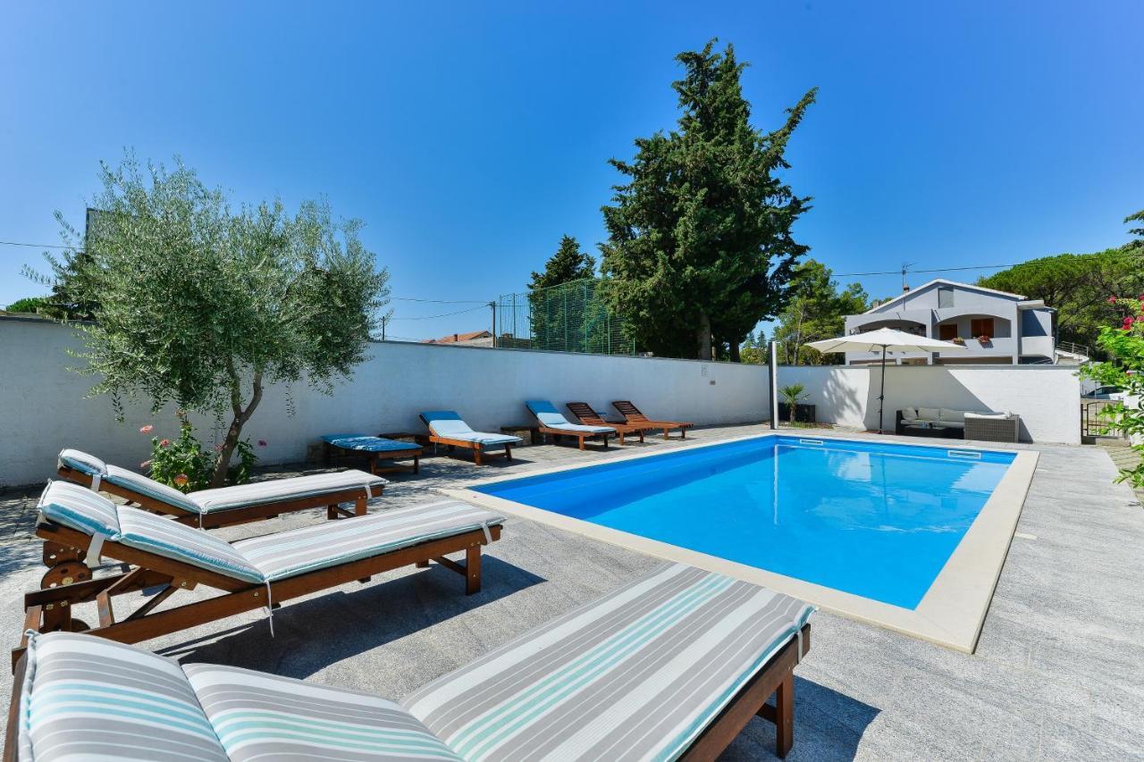 Family Friendly Apartments With A Swimming Pool Zadar - 18098 외부 사진