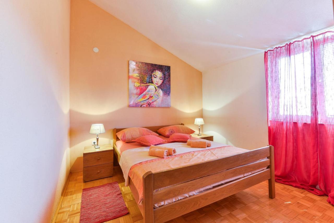 Family Friendly Apartments With A Swimming Pool Zadar - 18098 외부 사진